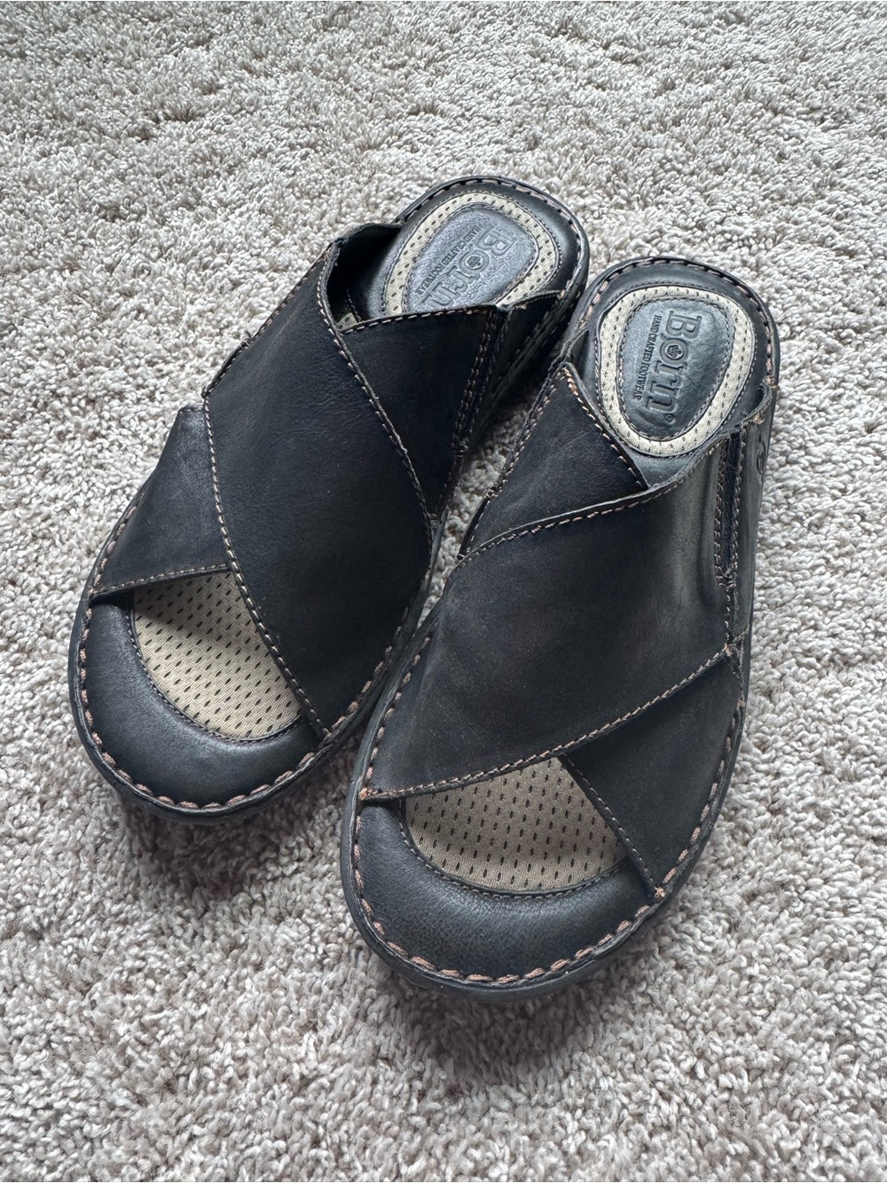 Born Men’s Black Leather Crossover Slip On Slide Sandals Size 11